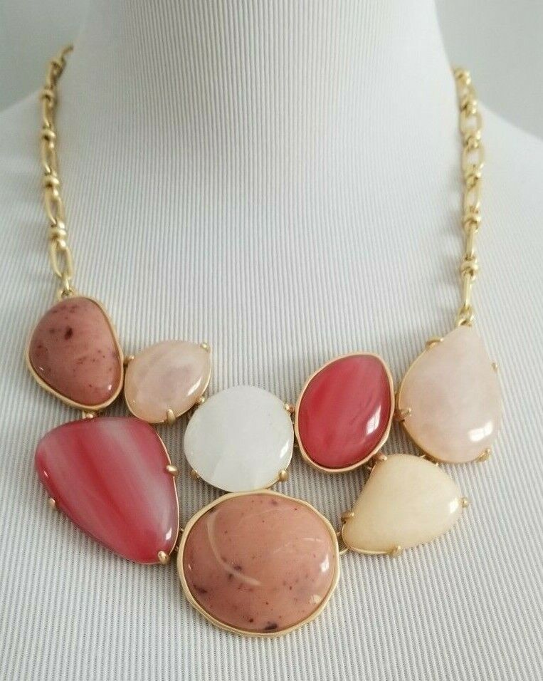 CHICO'S WARM-TONE BIB NECKLACE