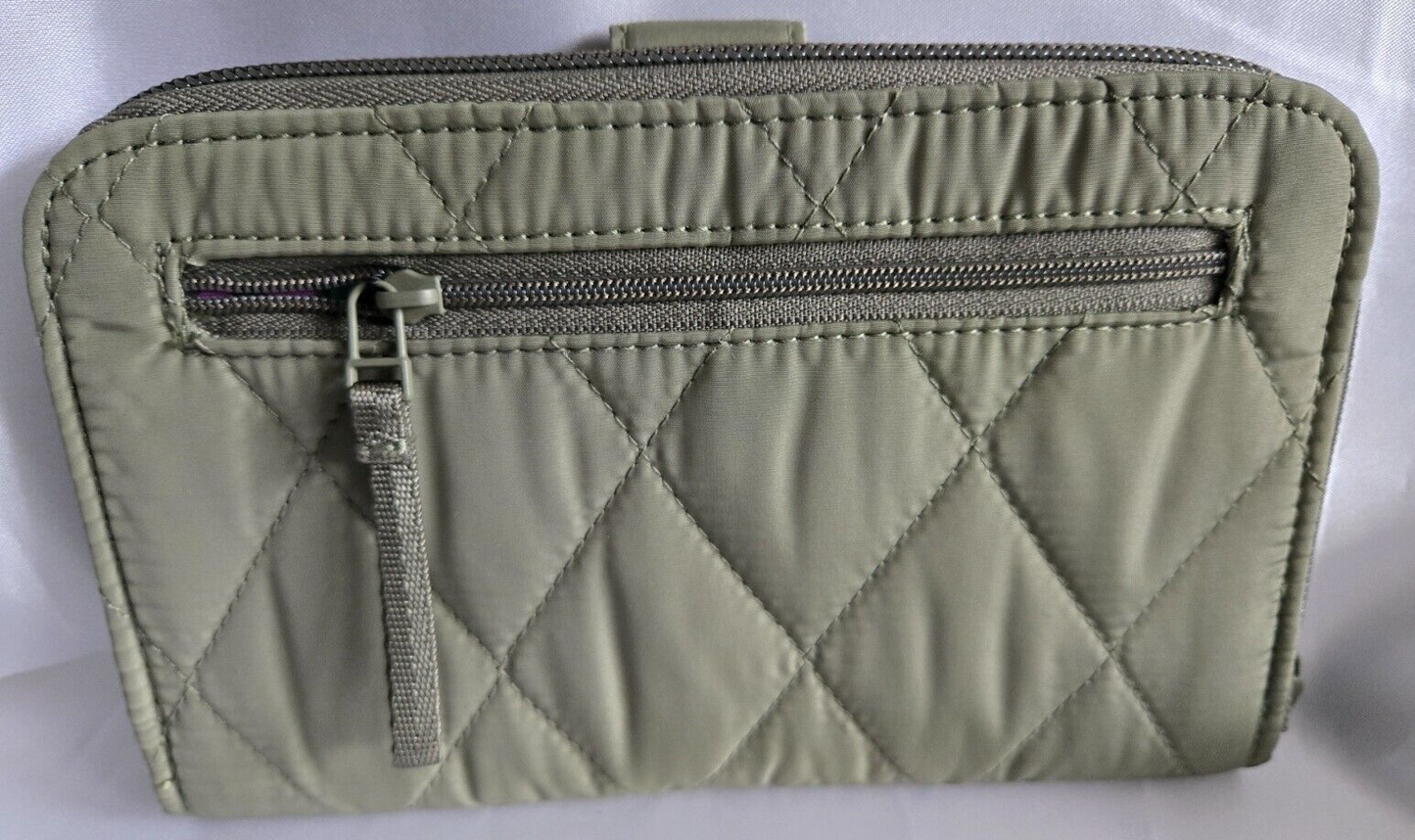 Vera Bradley Essential Tab Wallet, Deep Lichen Green