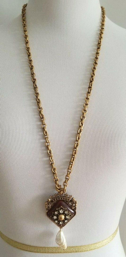 CHICO'S FAUX-PEARL PENDANT NECKLACE