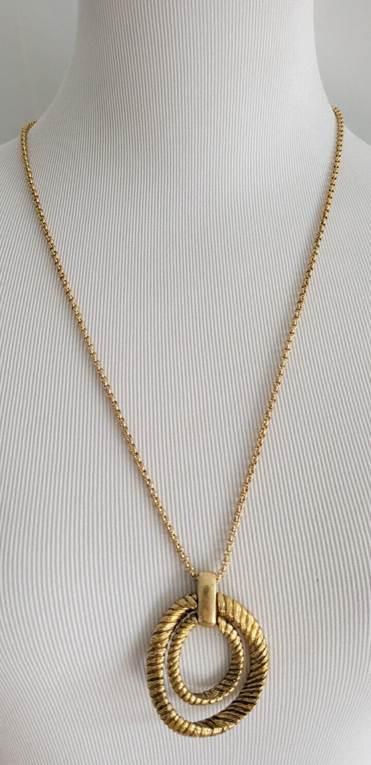 CHICO' S GOLD TONE ADJUSTABLE NECKLACE