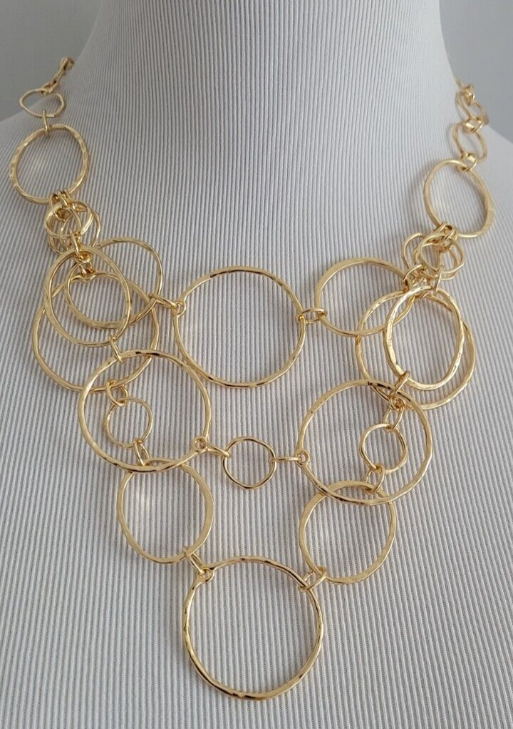 CHICO' S SHORT GOLDSTONE MULTI-STRAND LINK NECKLACE