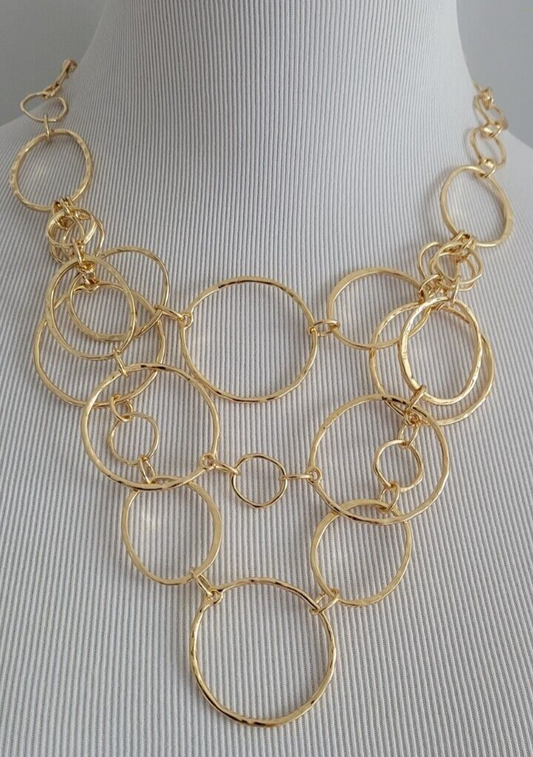 CHICO' S SHORT GOLDSTONE MULTI-STRAND LINK NECKLACE