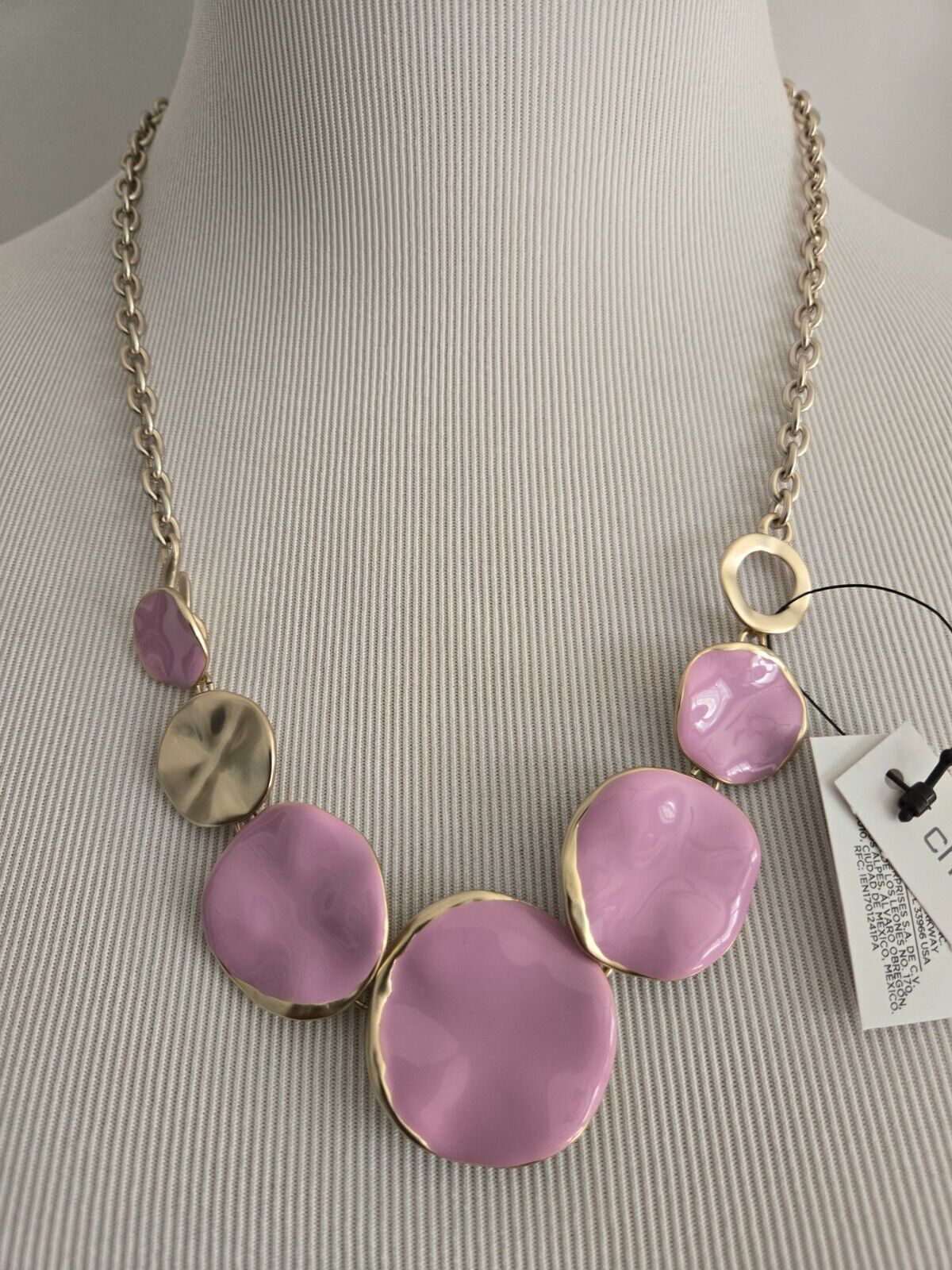 CHICO'S CONVERTIBLE ENAMEL NECKLACE