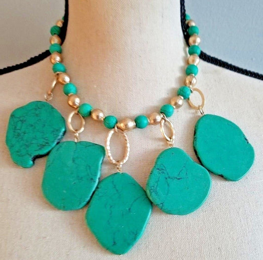 CHICO'S Green Stone Bib Necklace