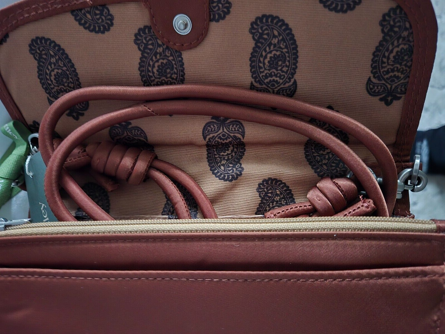 Vera Bradley Crossbody, Cinnamon in Nylon twill