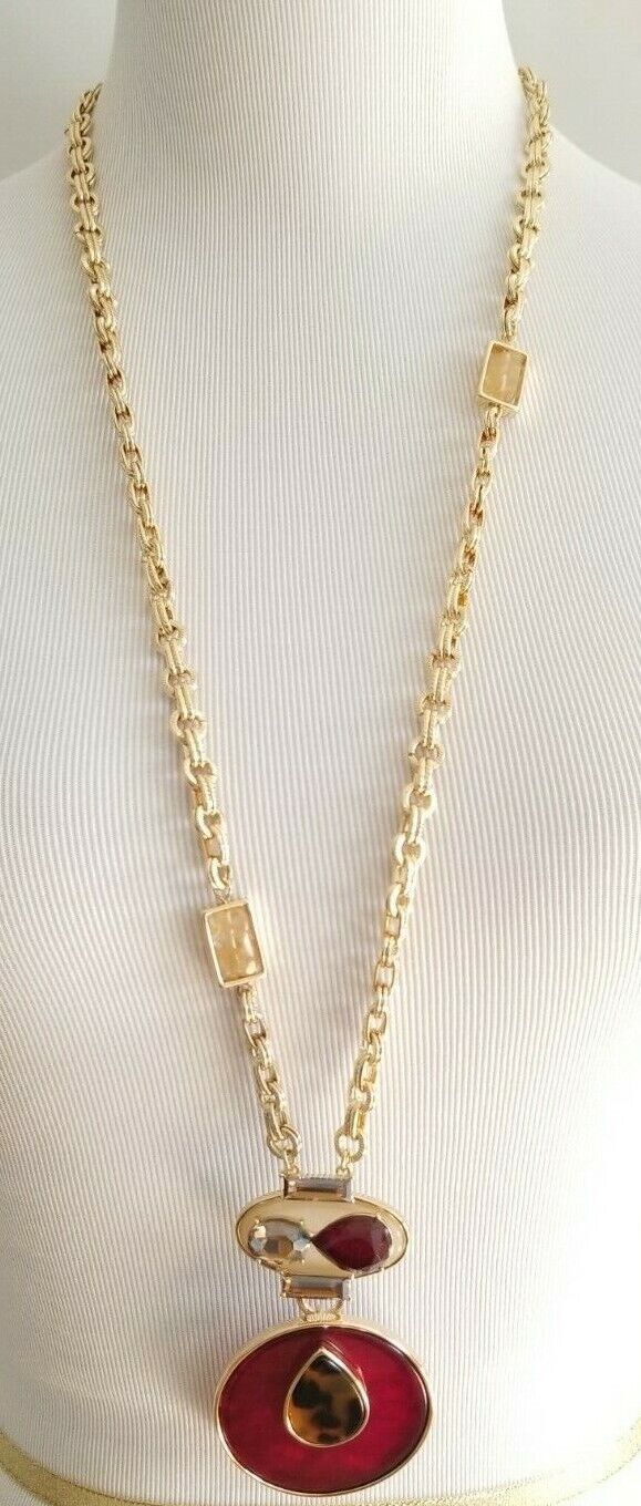 CHICO'S LONG FAUX-TORTOISESHELL AND SHIRAZ-HUED PENDANT NECKLACE