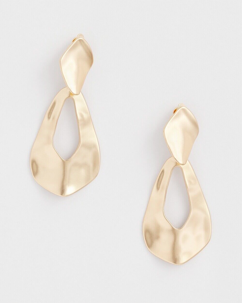 CHICO'S NO DROOP HAMMERED GOLD TONE TEARDROP CLIP EARRINGS