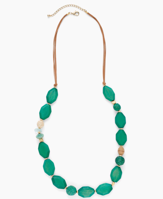 CHICO'S GREEN WOOD BEAD SINGLE-STRAND NECKLACE