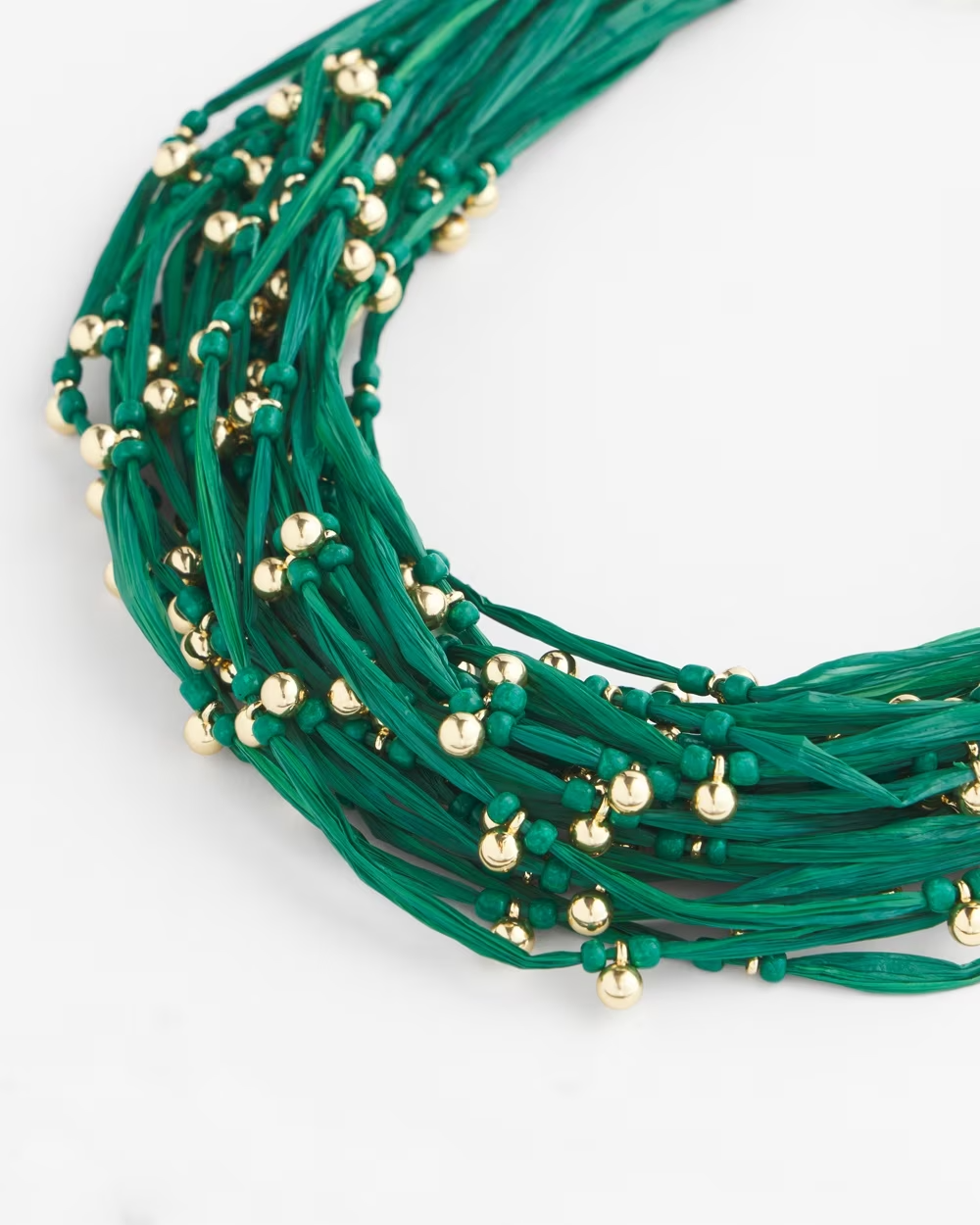 CHICO' S RAFFIA SHORT NECKLACE