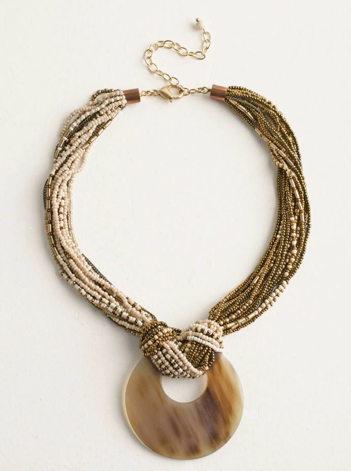 CHICO'S NEUTRAL BIB NECKLACE