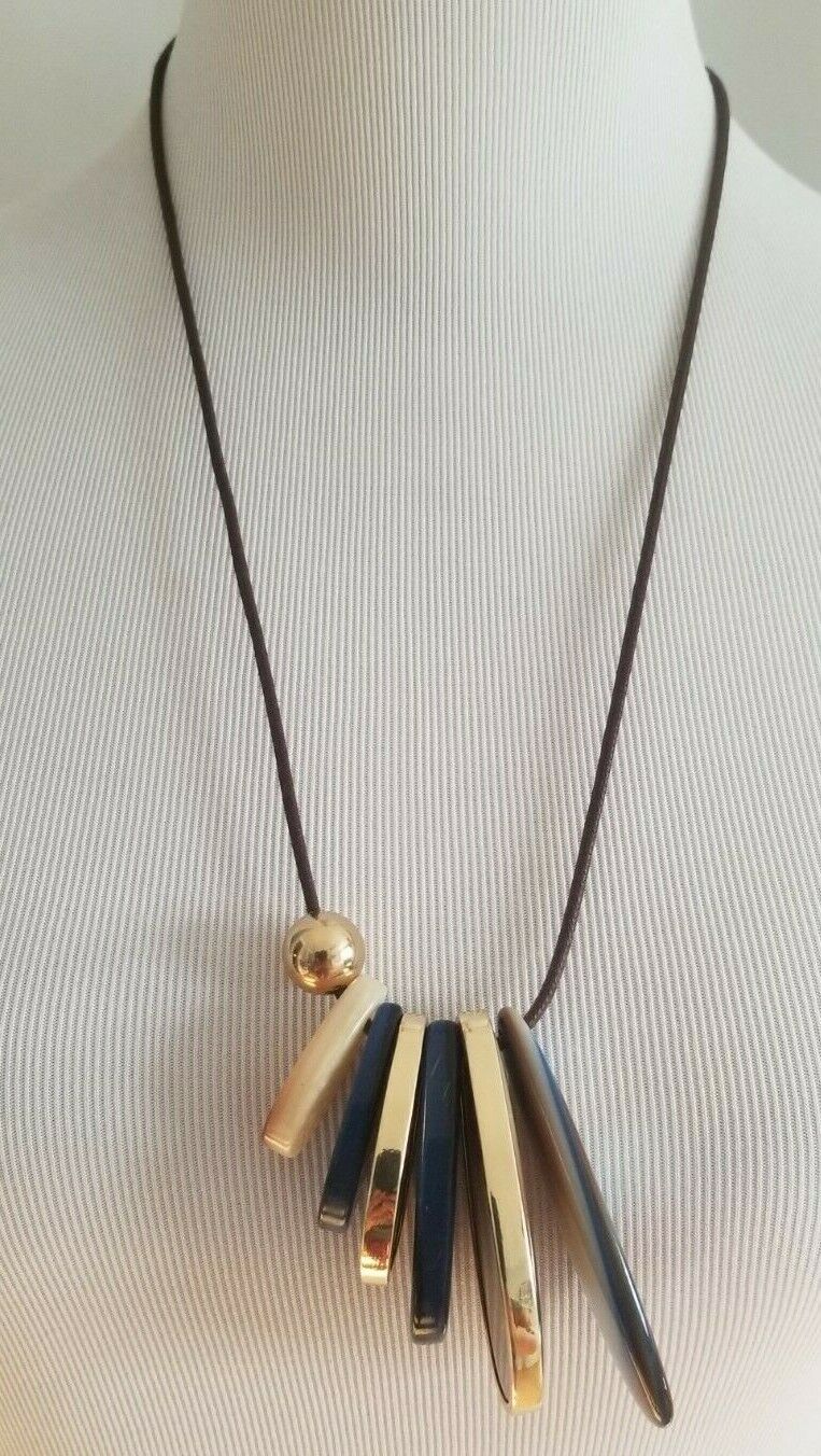 CHICO'S CONVERTIBLE BLUE AND NEUTRAL PENDANT NECKLACE