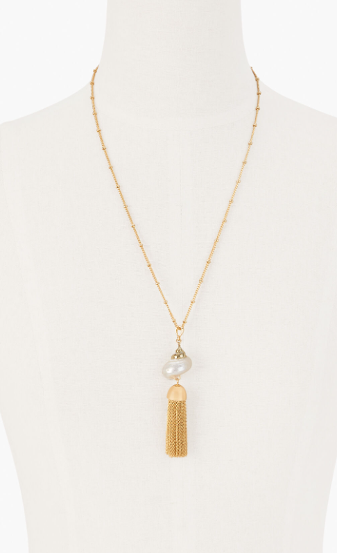 TALBOTS SEASHELL PENDANT NECKLACE