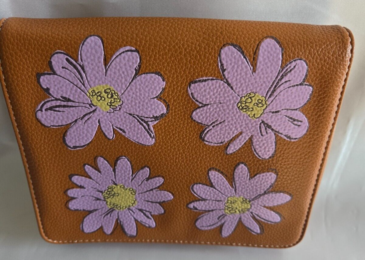 Vera Bradley Small Flap Hipster, Roasted Pecan