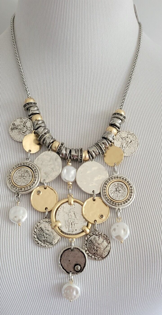 CHICO'S CHARM BIB NECKLACE