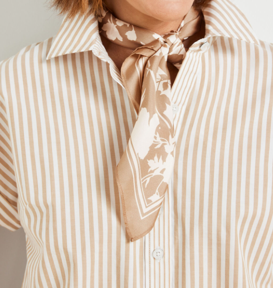 TALBOTS SILHOUETTE BLOOMS SQUARE SCARF