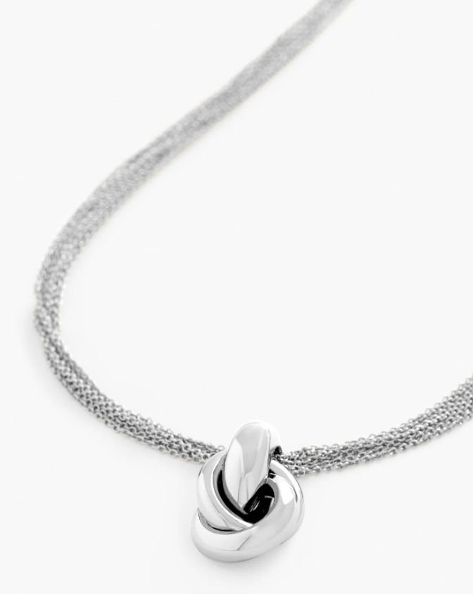 TALBOTS INTERLOCKING PENDANT NECKLACE