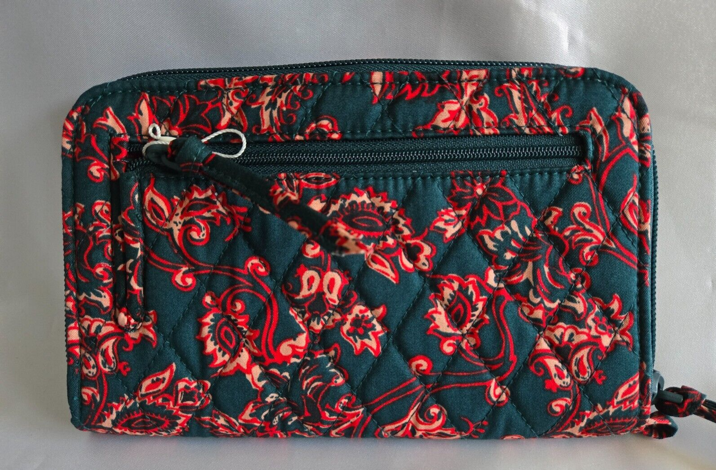 Vera Bradley Large Tab Wallet, Gardine