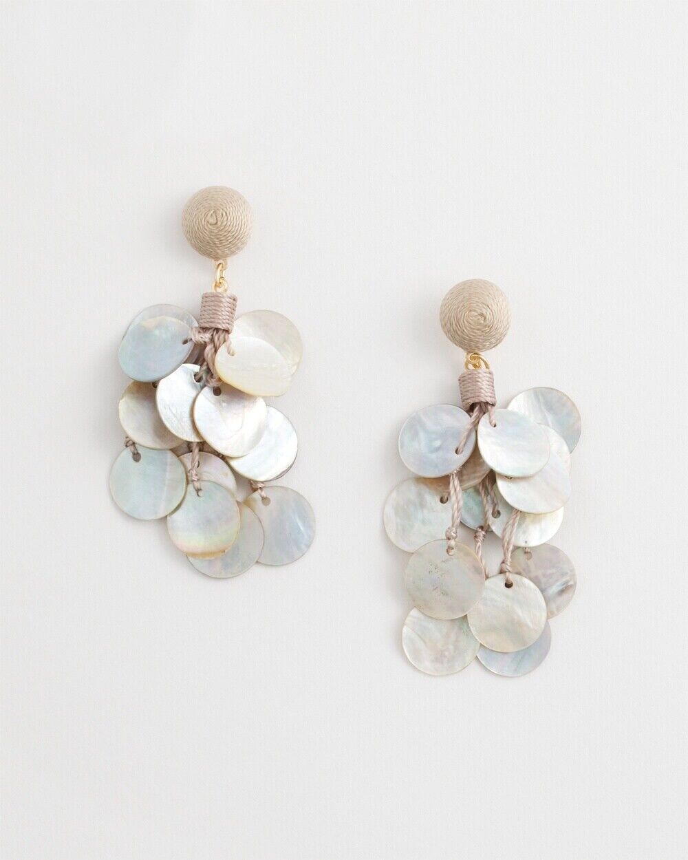 CHICO'S NO DROOP NEUTRAL SHELL EARRINGS