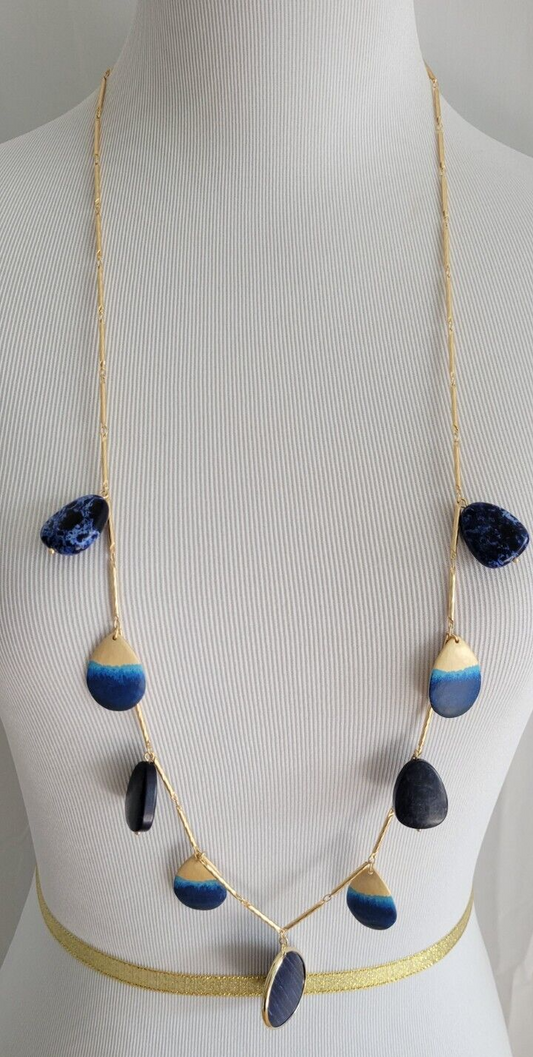 CHICO' S BLUE & GOLD TONE NECKLACE