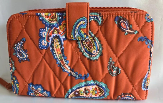 Vera Bradley Essential Tab Wallet, Manor Paisley