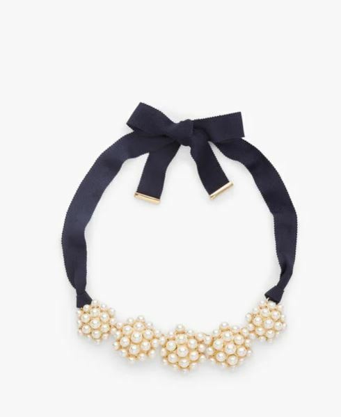 TALBOTS PEARL CLUSTER RIBBON NECKLACE