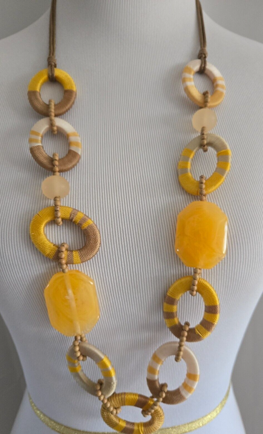 CHICO'S SINGLE STRAND NECKLACE
