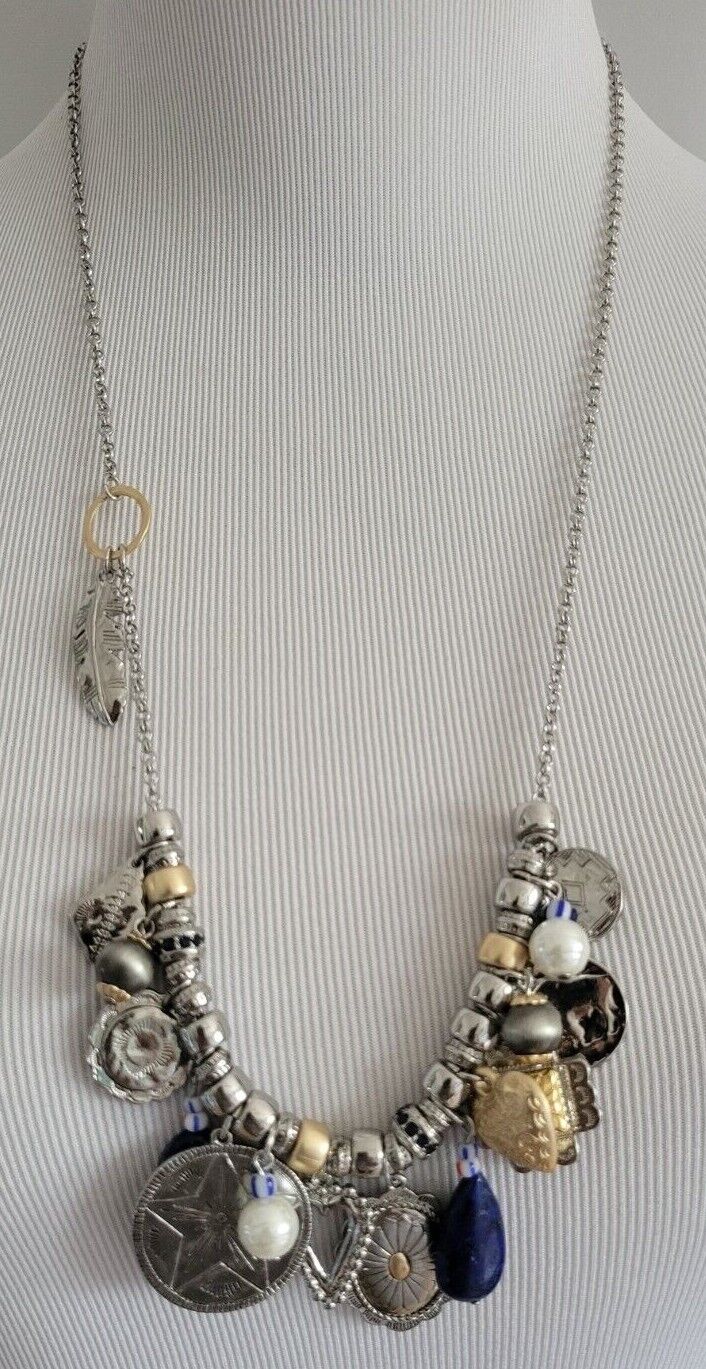 CHICO'S LONG CHARM NECKLACE