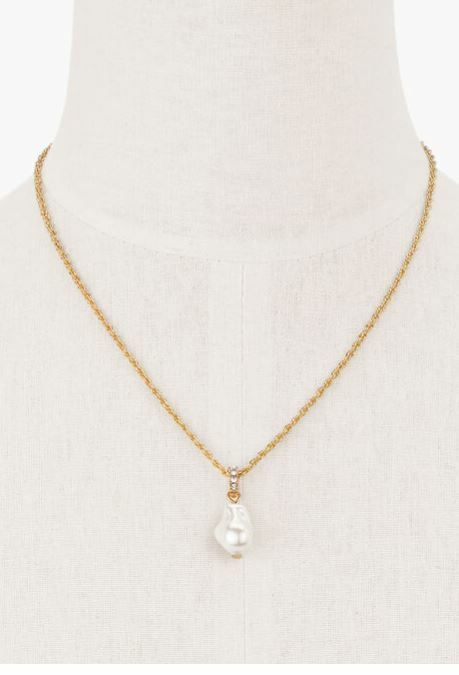 TALBOTS BAROQUE PEARL PENDANT