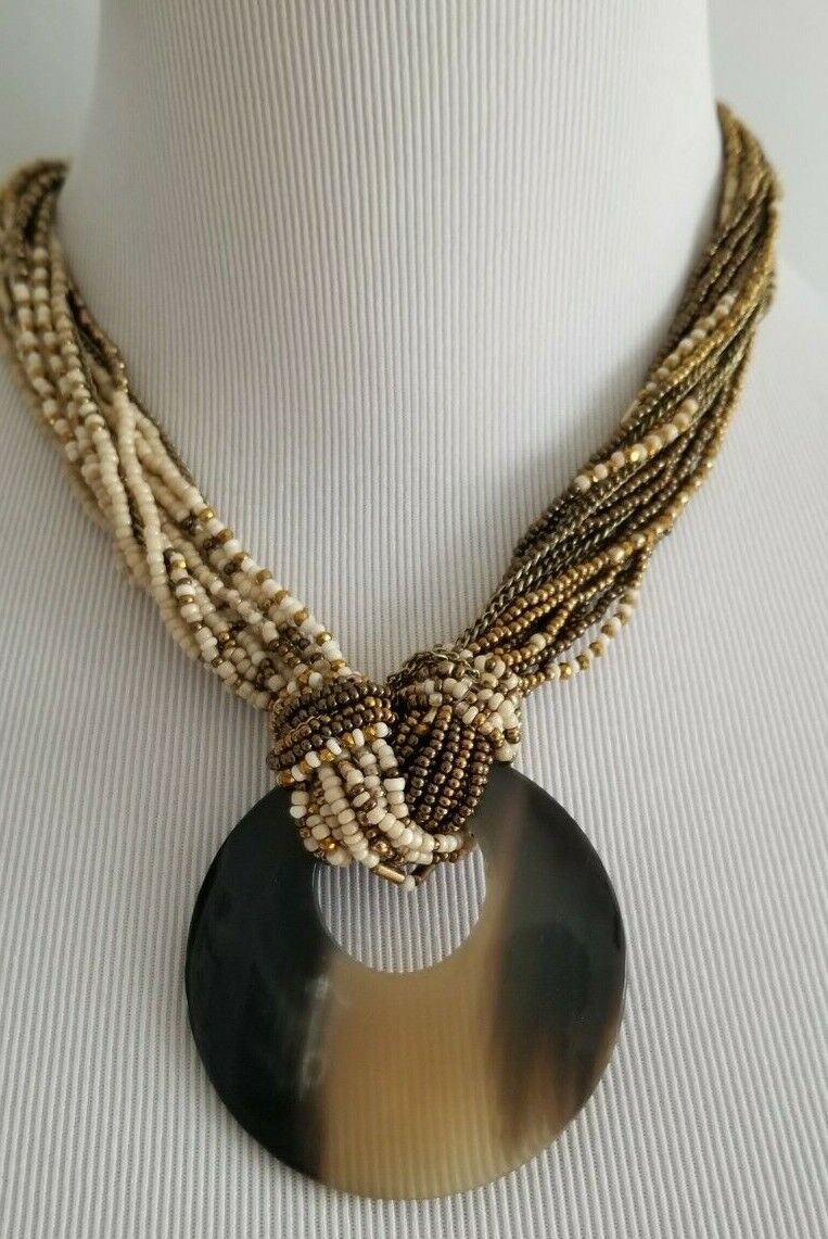 CHICO'S NEUTRAL BIB NECKLACE