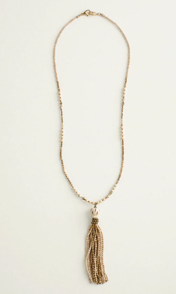 CHICO'S NEUTRAL TASSEL PENDANT NECKLACE