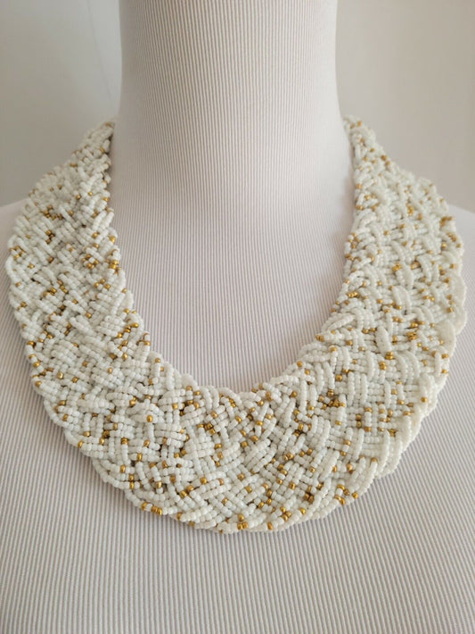 CHICO'S SUMMER WHITE BIB NECKLACE 