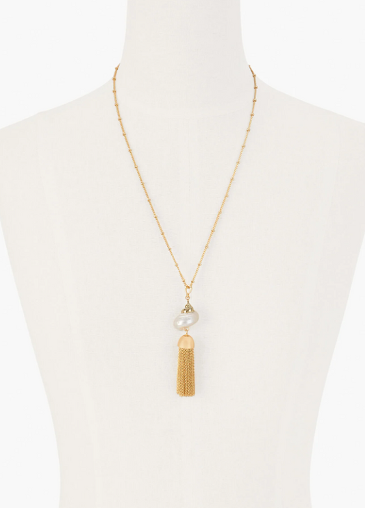 TALBOTS SEASHELL PENDANT NECKLACE