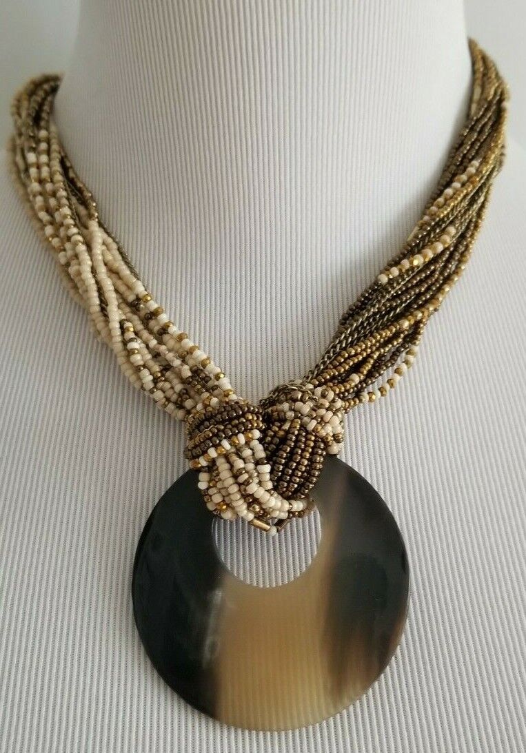 CHICO'S NEUTRAL BIB NECKLACE