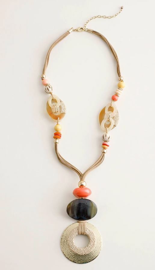 CHICO' S BEADED WARM-TONE STATEMENT PENDANT NECKLACE