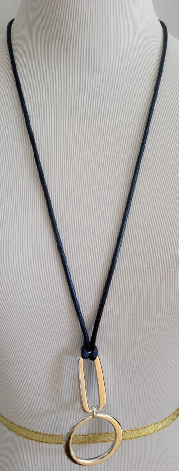 CHICO'S AJUSTABLE LONG PENDANT NECKLACE