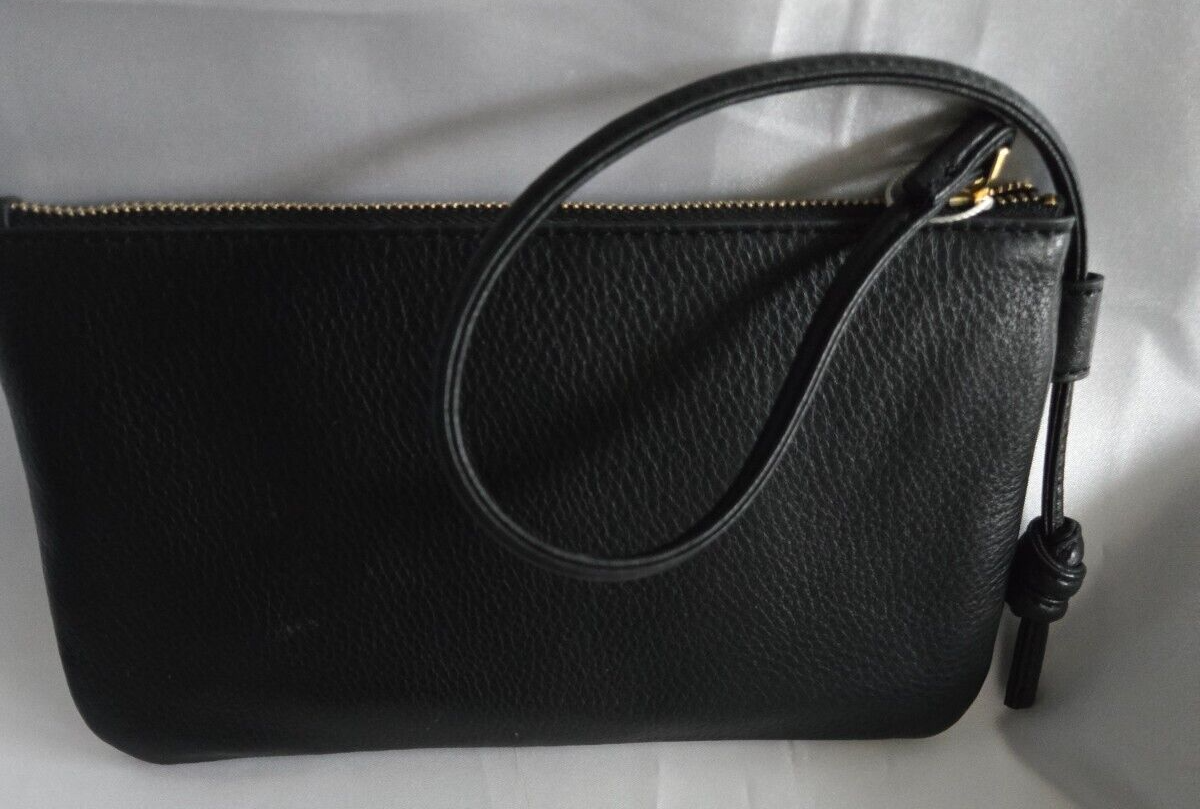 Vera Bradley Knotted Wristlet, Bossanova Bold Sequin in Leather