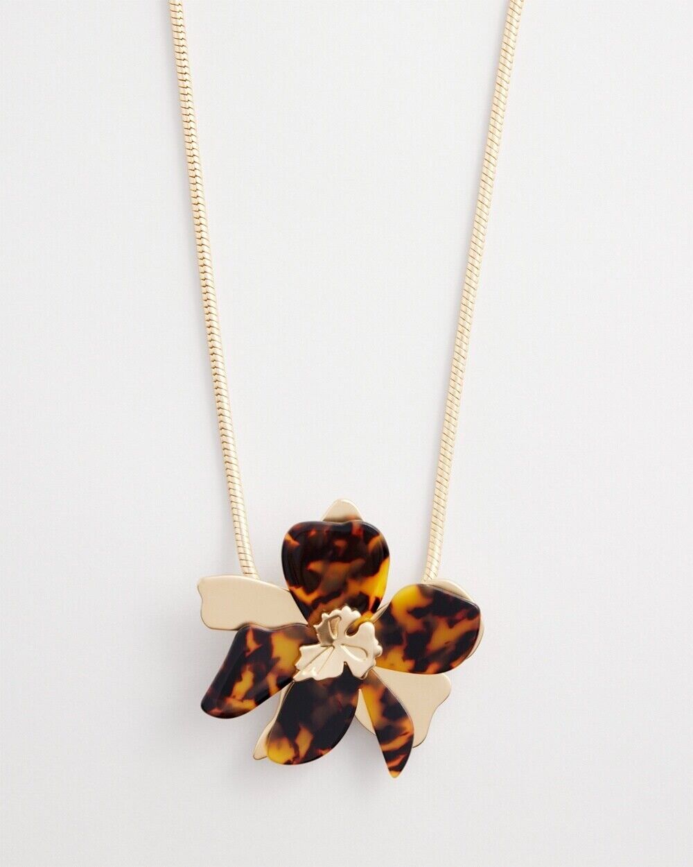 CHICO'S FAUX TORTOISE FLORAL PENDANT NECKLACE