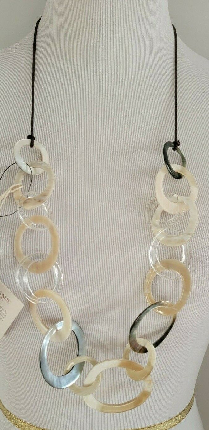CHICO'S HORN AND SHELL ADJUSTABLE NECKLACE