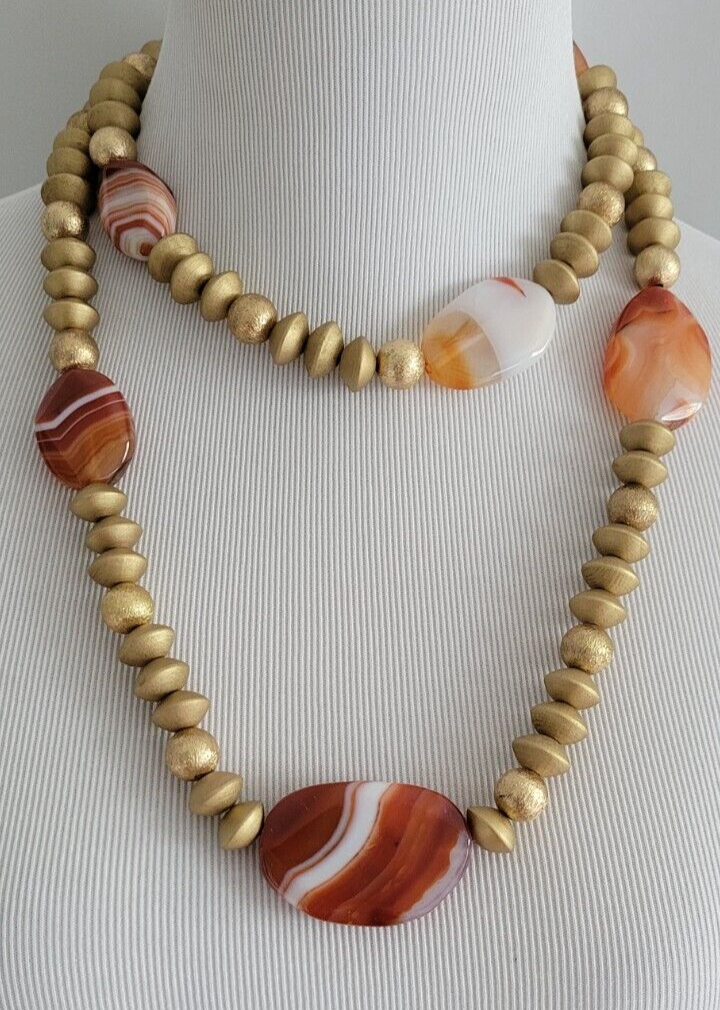 CHICO' S CONVERTIBLE AGATE NECKLACE