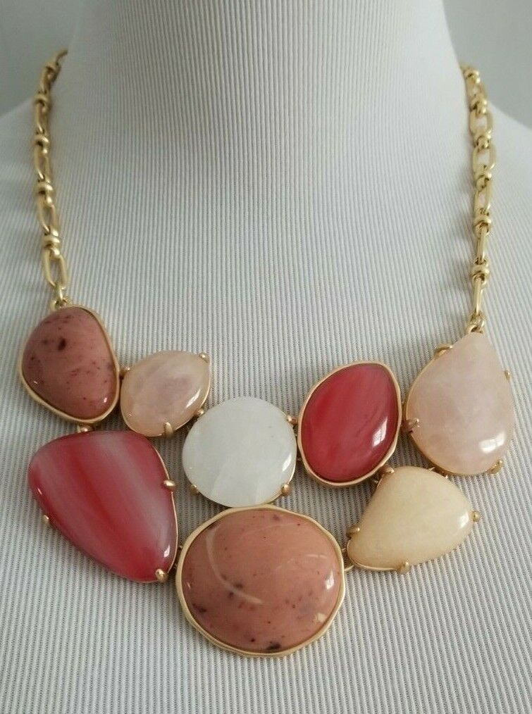 CHICO'S WARM-TONE BIB NECKLACE