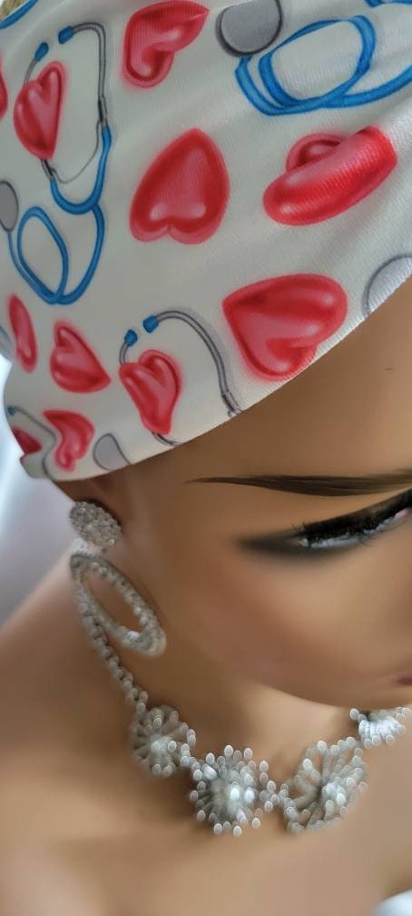 Love Medical Estentials Twisted Headband