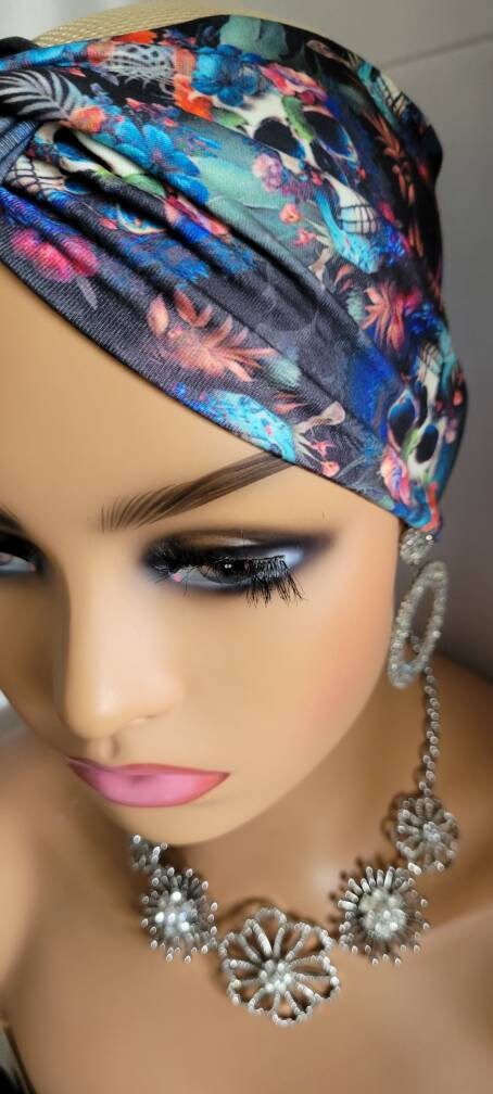 Headskull Twisted Headband